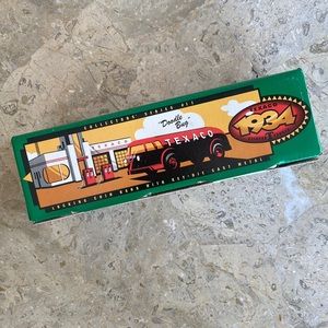 ERTL 1934 Texaco Diamond T Tanker Doodle Bug Die-cast Coin Bank 1994 Unopened